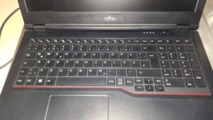 Ноутбук Fujitsu без української розкладки на клавіатурі Ноутбук Fujitsu без української розкладки на клавіатурі